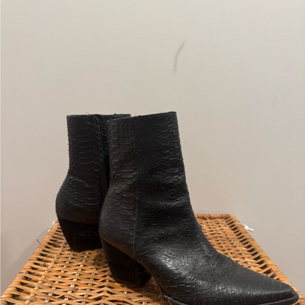 Matisse Black Textured Ankle Booties